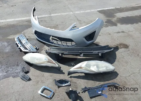 2013 Ford Fiesta Se z USA, uszkodzony, nr VIN 3FADP4BJ7DM194965